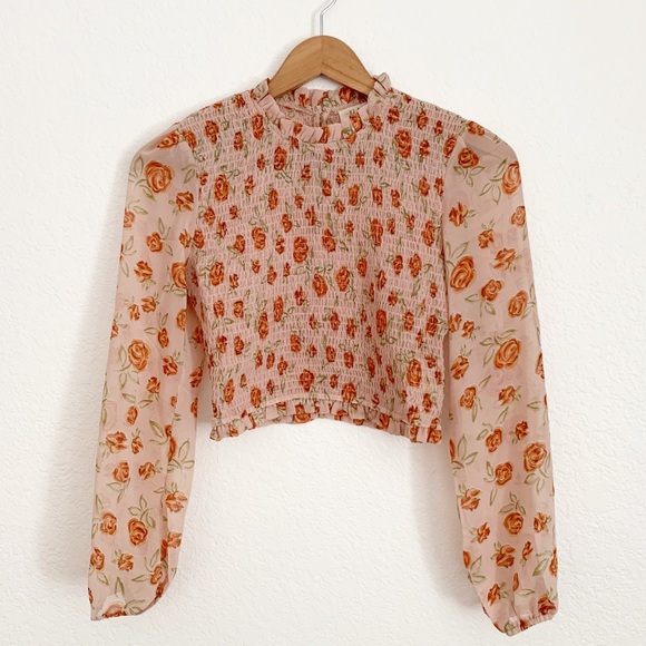 ILLA ILLA Rosie Smocked Cropped Blouse - Picture 11 of 12
